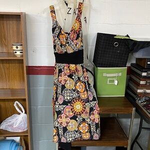 Avenue Black and Orange Patterned Midi Dress Sz 18/20 w/ Bow tie